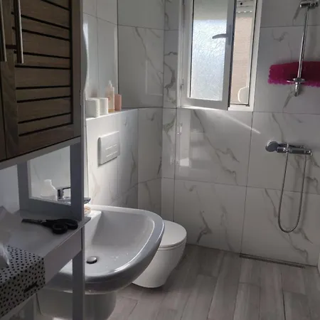 Perfect Spot 10 Minutes From Citycenter * Tirana